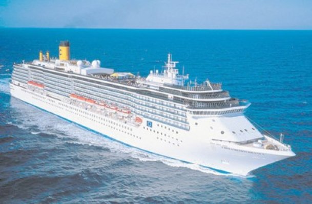 O navă a deţinătoarei Costei Concordia va sosi la Constanţa